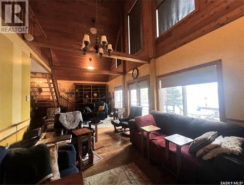 115 Heritage Drive, Lac Pelletier, SK - Indoor Photo Showing Living Room