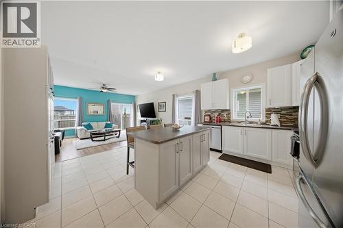 832 O'Reilly Crescent, Shelburne, ON - Indoor Photo Showing Kitchen
