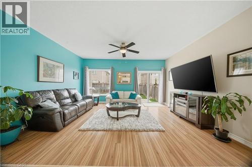 832 O'Reilly Crescent, Shelburne, ON - Indoor Photo Showing Living Room