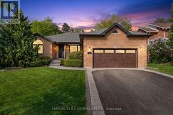 151 WILDWOOD TRAIL Barrie, ON L4N 7Z7