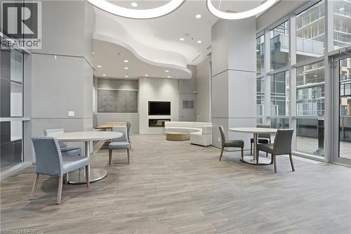 2087 Fairview Street Unit# 1310, Burlington, ON - Indoor