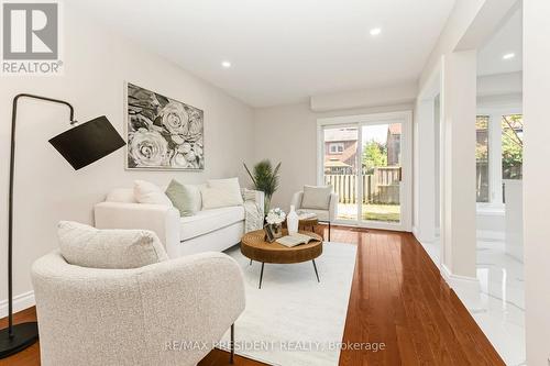 19 Copeland Road, Brampton, ON - Indoor Photo Showing Living Room
