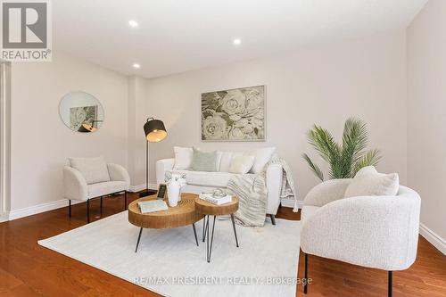 19 Copeland Road, Brampton, ON - Indoor Photo Showing Living Room