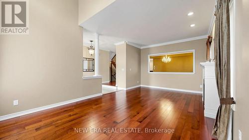 1206 Lindenrock Drive, Oakville, ON - Indoor Photo Showing Other Room