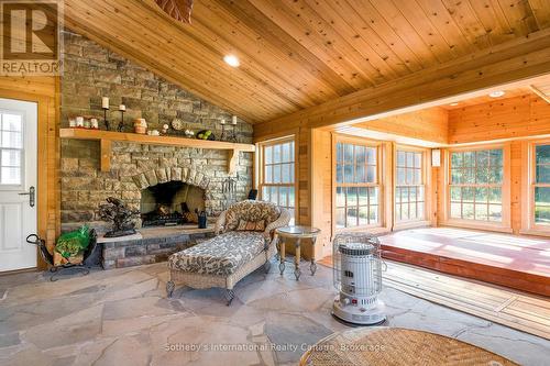 7781 Poplar Side Road, Clearview, ON - Indoor Photo Showing Living Room With Fireplace
