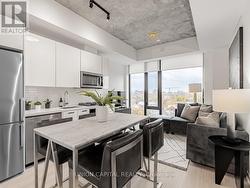 701 - 195 MCCAUL STREET Toronto, ON M5T 1W6