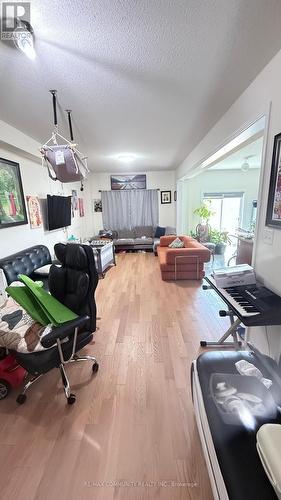 1103 Cameo Street, Pickering, ON - Indoor