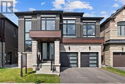 39 ARMILIA PLACE Whitby, ON L1P 0P8