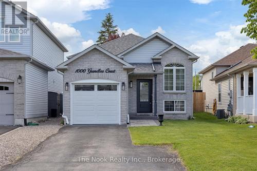 1000 GRANDLEA COURT  Oshawa (Pinecrest), ON L1K 2N1