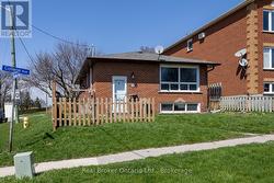324 COLLEGE AVENUE Oshawa (Vanier), ON L1J 1S1