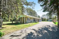 9 HILDA AVENUE Uxbridge, ON L9P 1R2