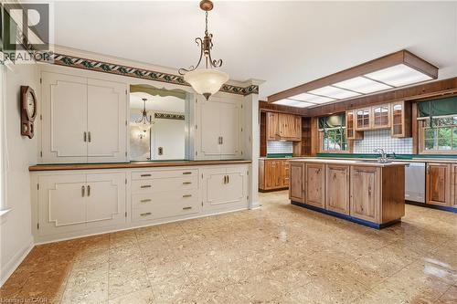 364 Shoreview Road, Burlington, ON - Indoor Photo Showing Kitchen