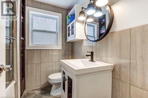 12 Pansy Avenue, Port Dover, ON - Indoor Photo Showing Bathroom