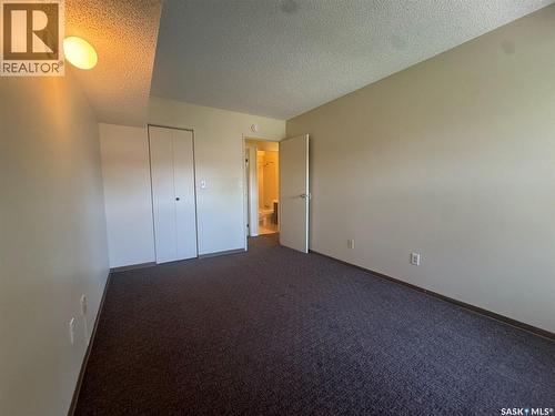 230 Gore Place, Regina, SK - Indoor Photo Showing Other Room