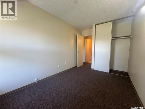 230 Gore Place, Regina, SK - Indoor Photo Showing Other Room