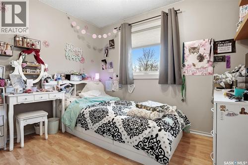 10 Louise Crescent, Regina, SK - Indoor Photo Showing Bedroom