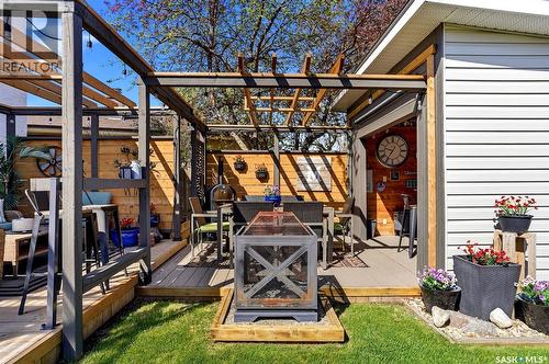 10 Louise Crescent, Regina, SK - Outdoor With Exterior