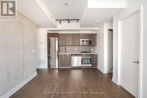 710 - 203 Catherine Street W, Ottawa, ON - Indoor Photo Showing Kitchen With Stainless Steel Kitchen