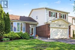 6350 LARMOND AVENUE  Ottawa, ON K1C 2H6