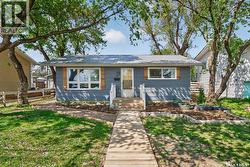 838 Ominica STREET W Moose Jaw, SK S6H 1Y5