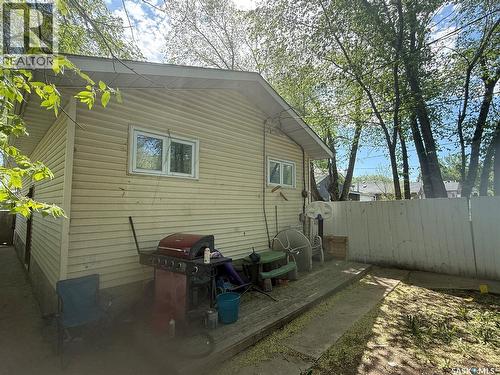 111 M Avenue S, Saskatoon, SK - Outdoor
