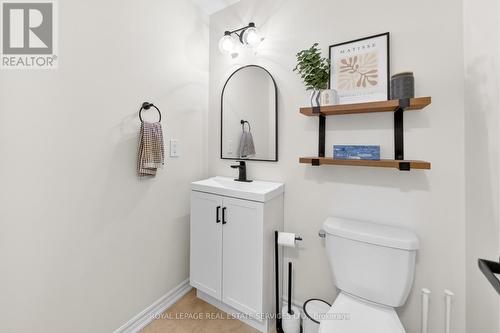 61 Pidgeon Street, Toronto, ON - Indoor Photo Showing Bathroom
