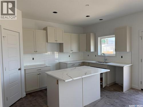 327 Cowessess Road, Saskatoon, SK - Indoor Photo Showing Kitchen