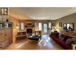 7985 RADIUM GOLF COURSE Road Unit# 17 Radium Hot Springs, BC V0A 1M0