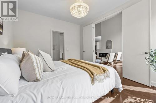 Main level bedroom - 143 Stonemeadow Drive, Ottawa, ON - Indoor Photo Showing Bedroom