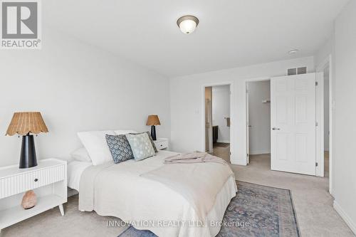 389 Rouncey Road, Ottawa, ON - Indoor Photo Showing Bedroom