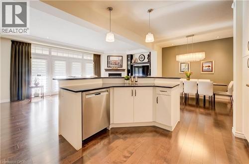 435 Winchester Drive Unit# 10, Waterloo, ON - Indoor Photo Showing Kitchen