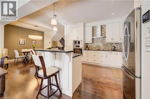435 Winchester Drive Unit# 10, Waterloo, ON - Indoor Photo Showing Kitchen With Upgraded Kitchen