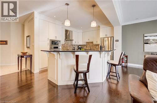 435 Winchester Drive Unit# 10, Waterloo, ON - Indoor Photo Showing Kitchen With Upgraded Kitchen