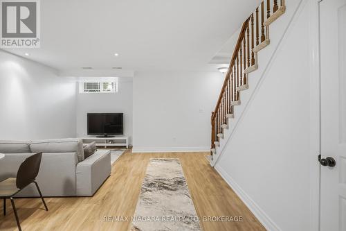104 - 6045 Dunn Street, Niagara Falls (Dorchester), ON - Indoor