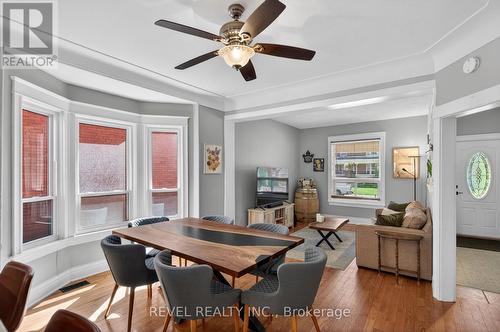 125 Balsam Avenue S, Hamilton, ON - Indoor