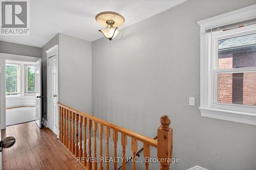 125 Balsam Avenue S, Hamilton, ON - Indoor Photo Showing Other Room