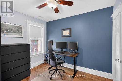 125 Balsam Avenue S, Hamilton, ON - Indoor Photo Showing Office