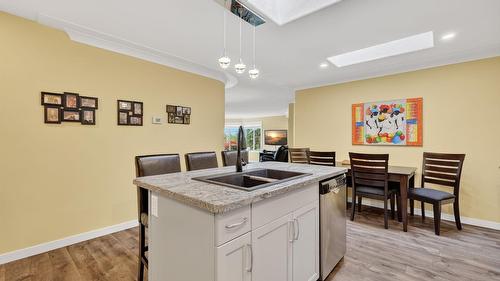 303-2420 Ingram Road, West Kelowna, BC - Indoor Photo Showing Kitchen With Double Sink