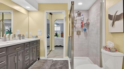 303-2420 Ingram Road, West Kelowna, BC - Indoor Photo Showing Bathroom
