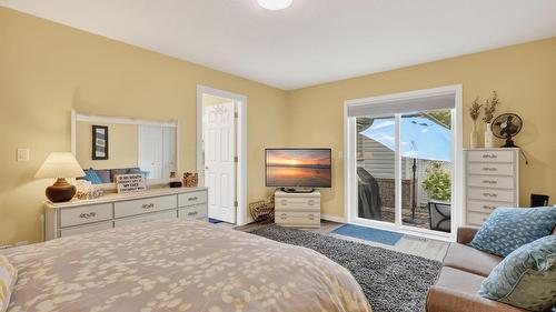 303-2420 Ingram Road, West Kelowna, BC - Indoor Photo Showing Bedroom