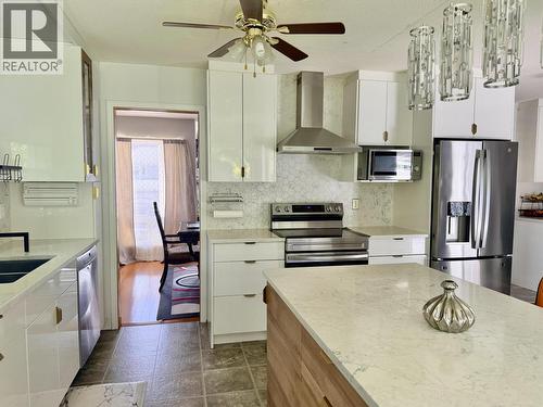 44 Stickney Street, Kitimat, BC - Indoor Photo Showing Kitchen With Double Sink With Upgraded Kitchen