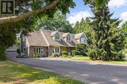 1662 SECOND AVENUE St. Catharines (Rural Fourth), ON L2R 6P9