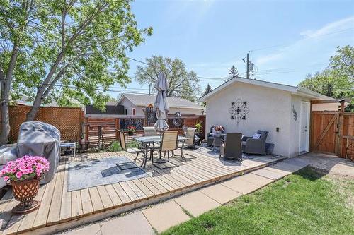 308 Helmsdale Ave, Winnipeg, MB 