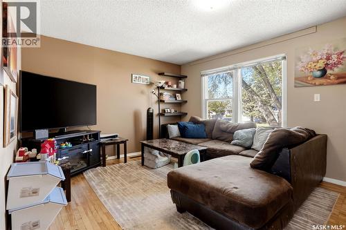 1763 Royal Street, Regina, SK - Indoor Photo Showing Living Room