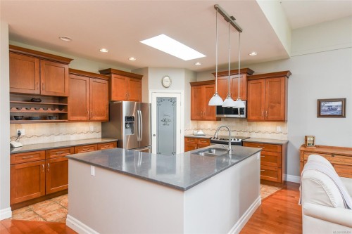 #2-2300 Murrelet Dr, Comox, BC 