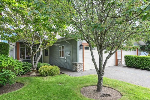 #2-2300 Murrelet Dr, Comox, BC 