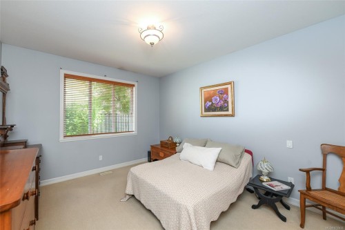 #2-2300 Murrelet Dr, Comox, BC 