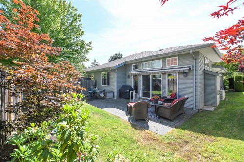 #2-2300 Murrelet Dr, Comox, BC 