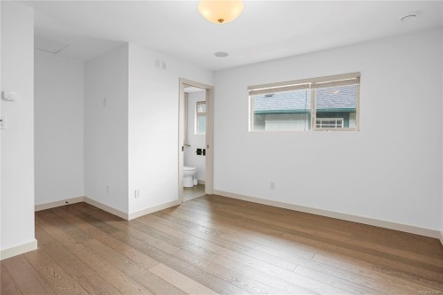 2112 Pentland Rd, Oak Bay, BC 