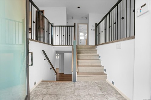 2112 Pentland Rd, Oak Bay, BC 